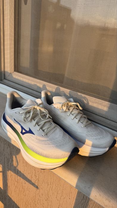 Mizuno Wave Sky 09