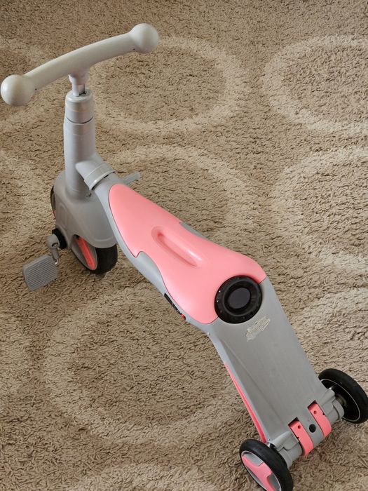 Продам беговел-трансформер 3а1