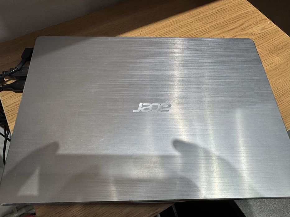 Acer Swift 3     2018 год