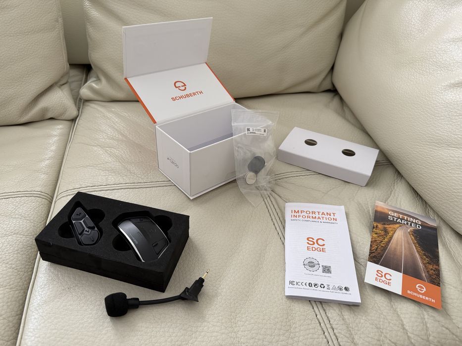 Sistem de comunicare Schuberth - Cardo SC EDGE