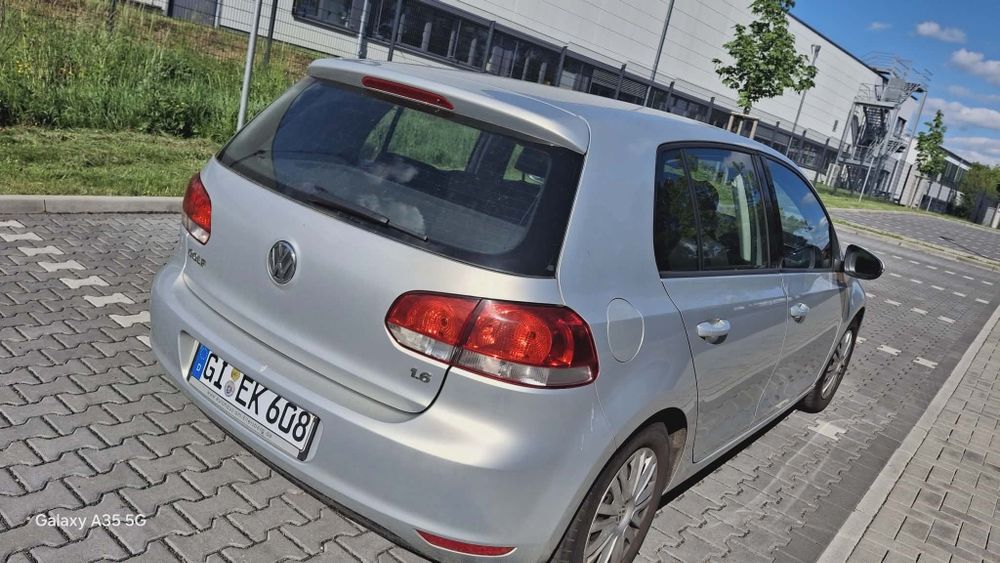Volkswagen Golf VI
