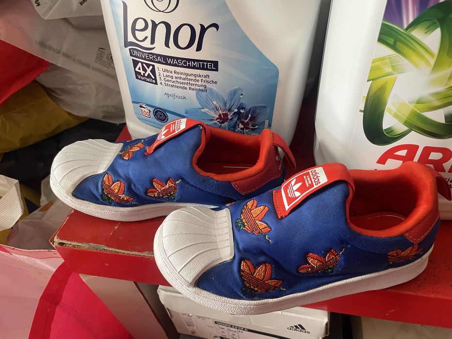 Маратонки  Adidas nomer 31,32