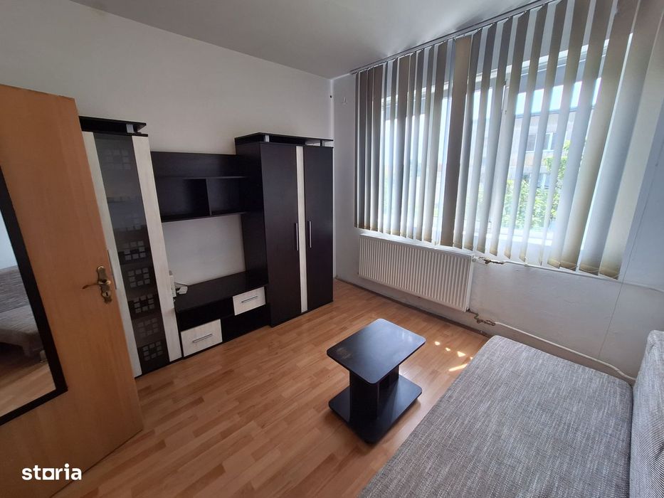 200 euro!! Garsoniera Et 3 Zona Buziasului