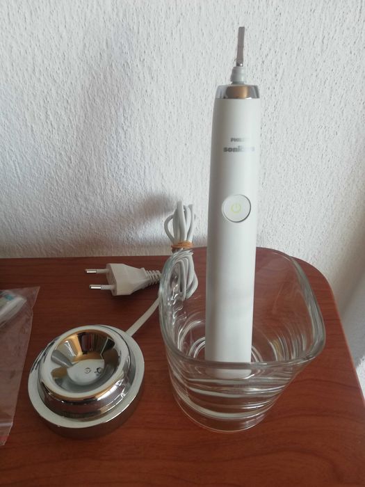 Philips Sonicare HX9340 DiamondClean 62000 движения в минута