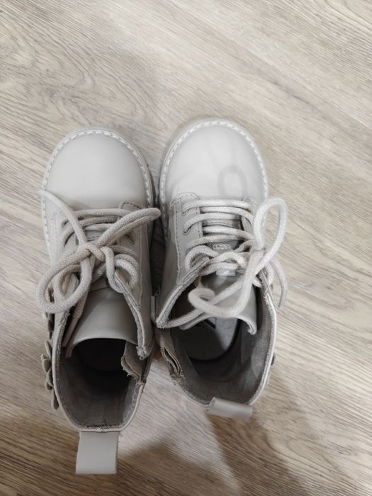 Ботинки детские Zara р.23