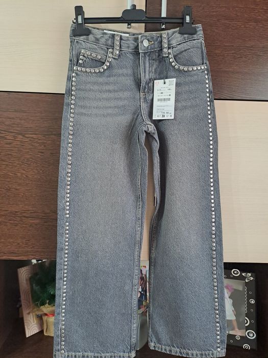 Blugi noi zara marimea 140