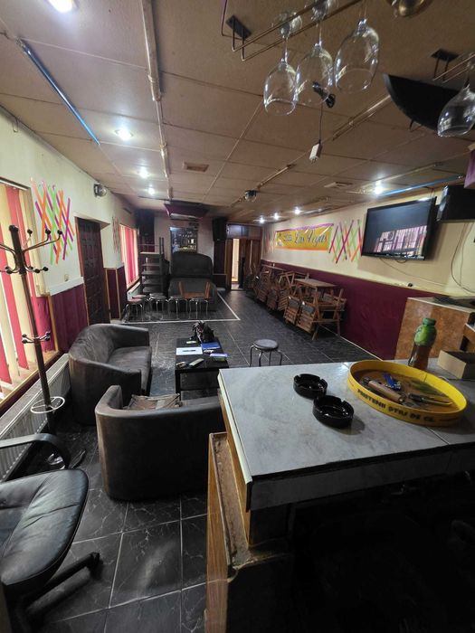 Casă de vânzare + spatiu comercial – Câmpina, Prahova