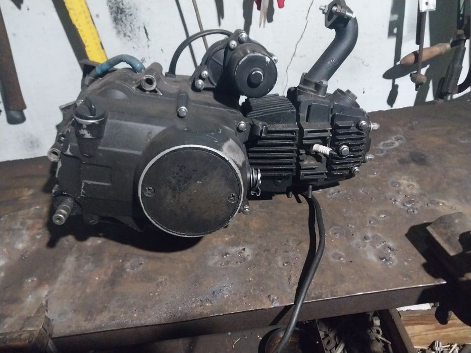 Продам мотор 110 куб
