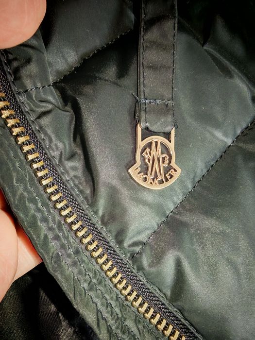 Geaca originala Moncler groasa iarna
