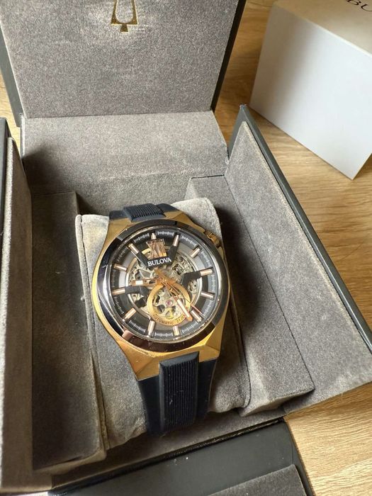 Bulova automatik Перфектен часовник
