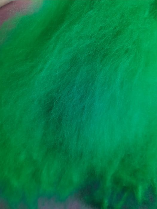 Пух для валяния, прядения. Натуральная  шерсть.