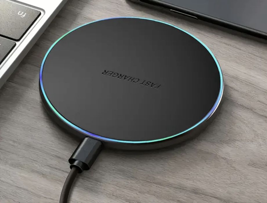 Безжично зарядно за Айфон