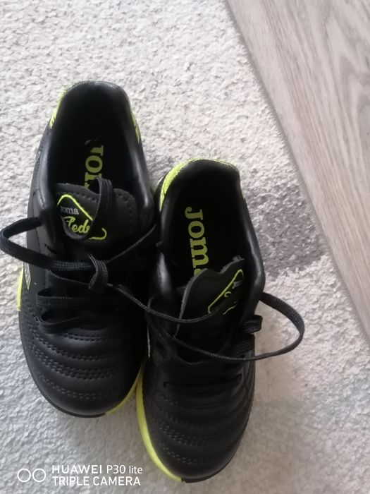 Adidași fotbal JOMA