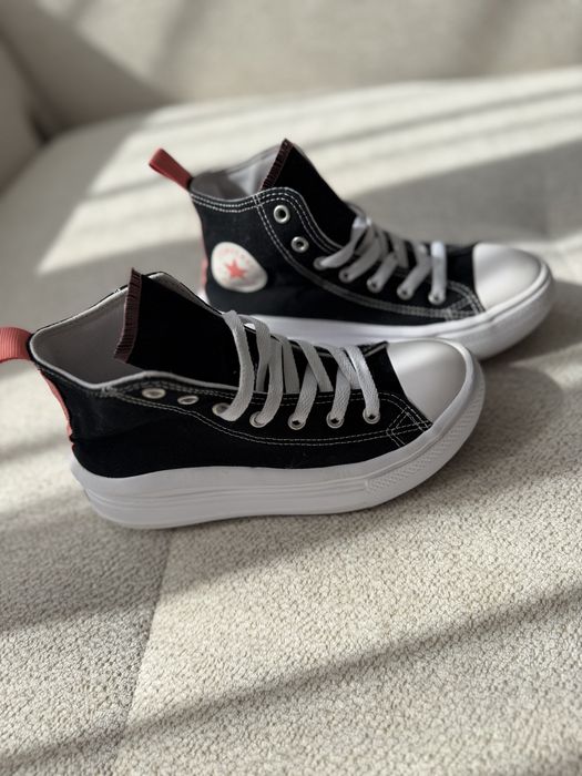 Bascheti Converse