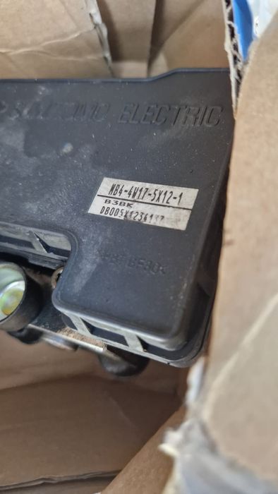 Vând pompa abs Mitsubishi outlander 2003 - 2006