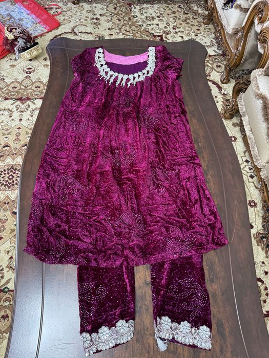 Ko’ylak ishton yaxshi holatda .