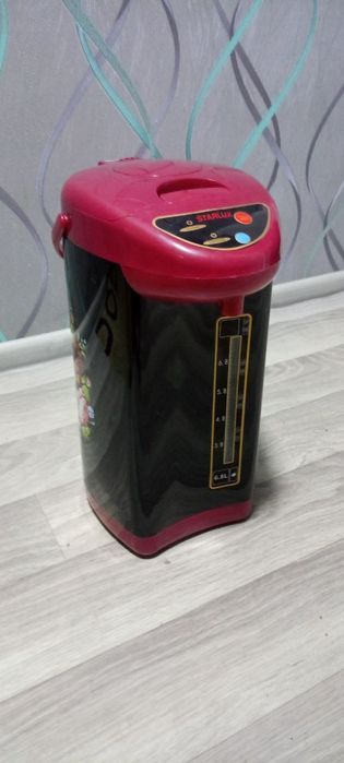 Термопот 6.8 лт все целом почти новым состоянии !