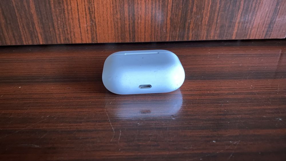 Air Pods Pro  Apple  Слушалки