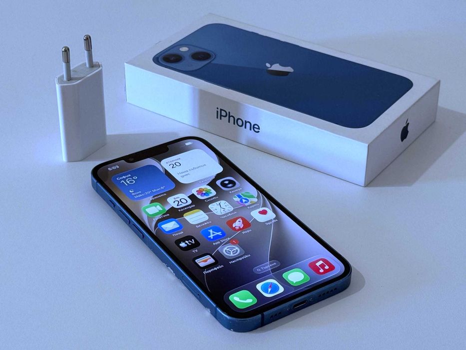 Бартер! iPhone 13 128GB Blue (Син) + Адаптер.