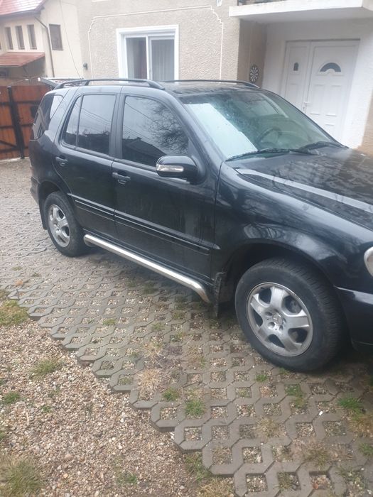 Vând Mercedes Ml 2.7 automat sau schimb cu scule construcții sau teren