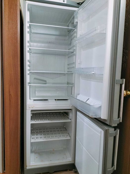 Продается  холодильник
