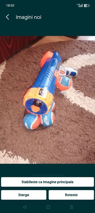 Pistol aruncător mingi pentru căței