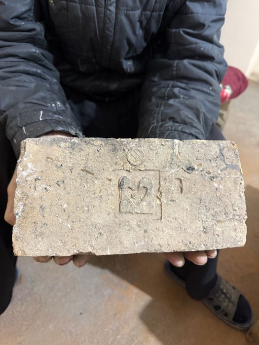 Огнеупорный кирпич 20.000 штук в наличий