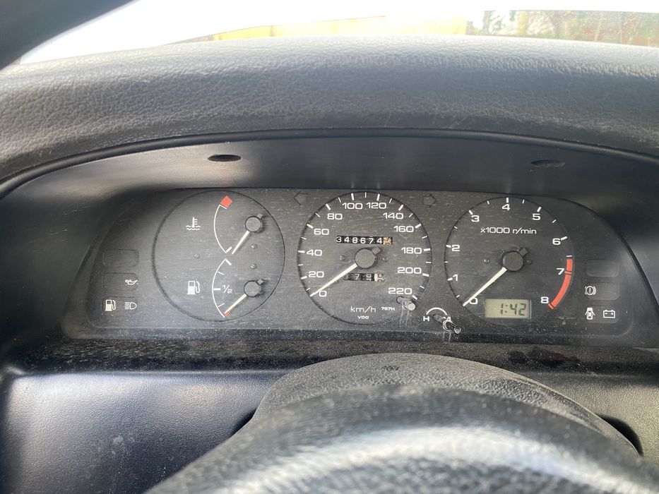 Ниссан примера 1993