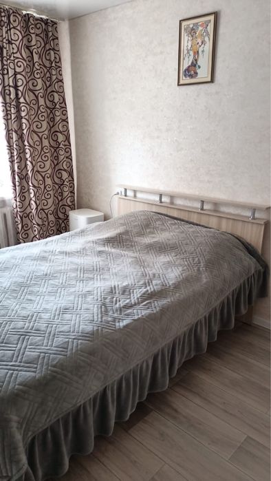 Продам спальный гарнитур