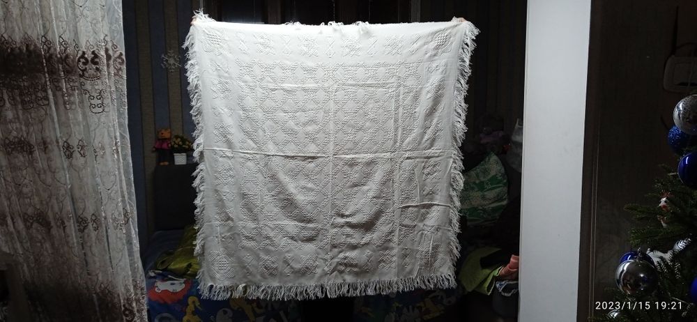 Платок белый большой