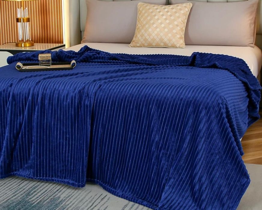 Подарок с пакетом. Одеяло хит продаж