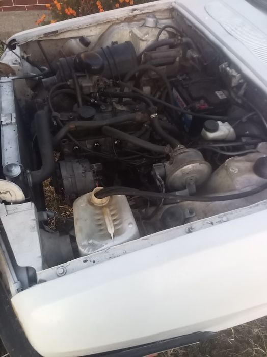 Schimb cu alt papuc, fără acte are și 4x4,al meu are acte