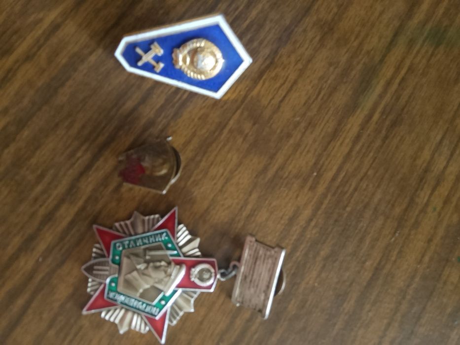 Продам манету не дорого