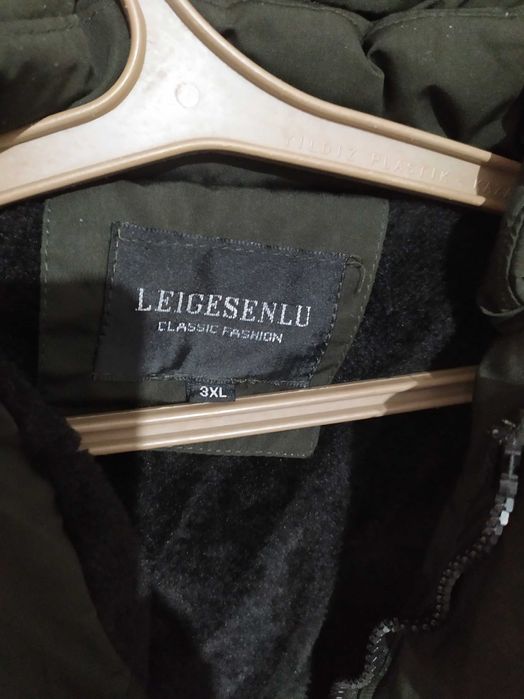 Продаются куртки подростковые