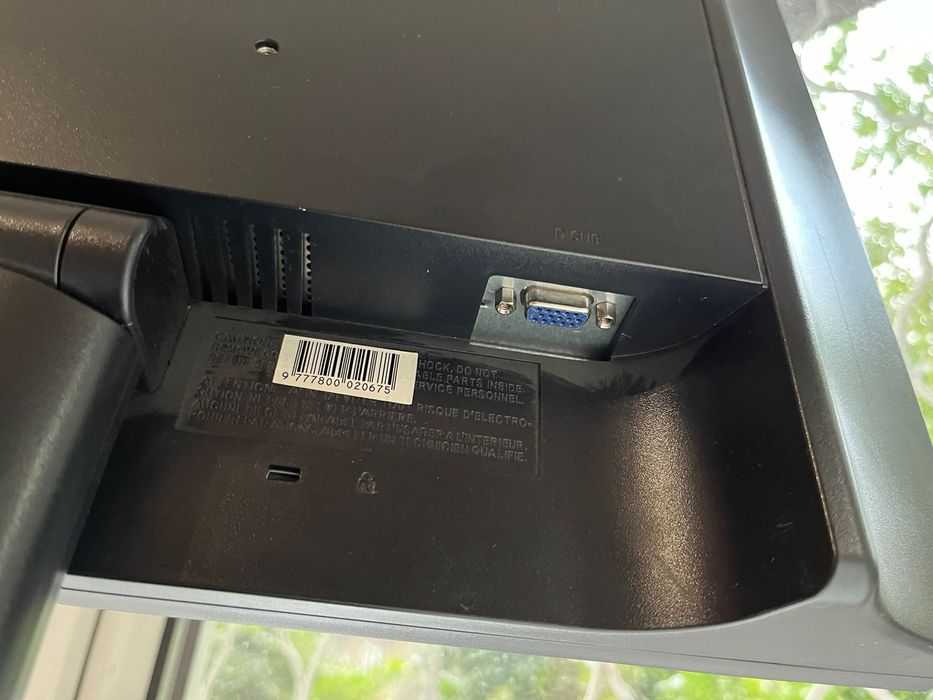 Монитор LG Flatron W1934S-SN 19