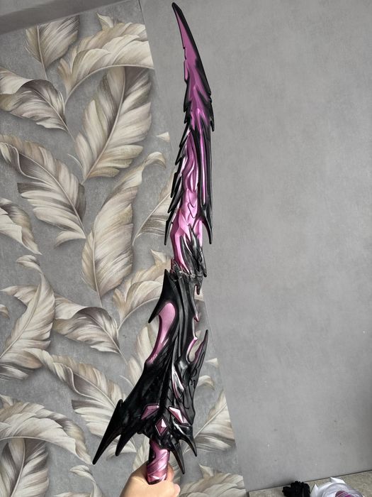 Продам фэнтезийный меч