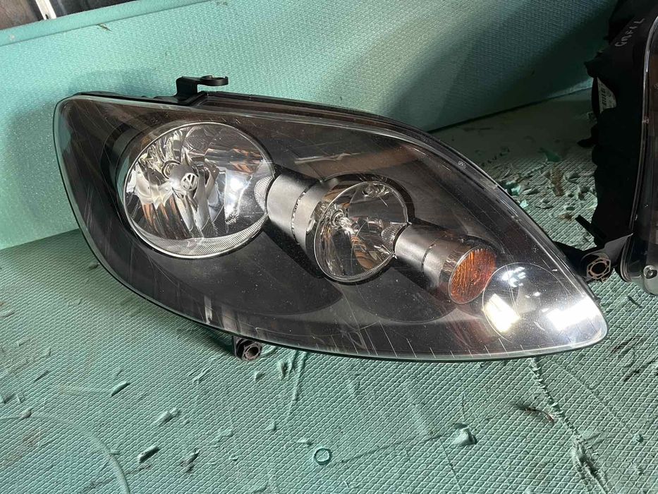 Фарове за Vw Golf 5 plys 200 лв за бр