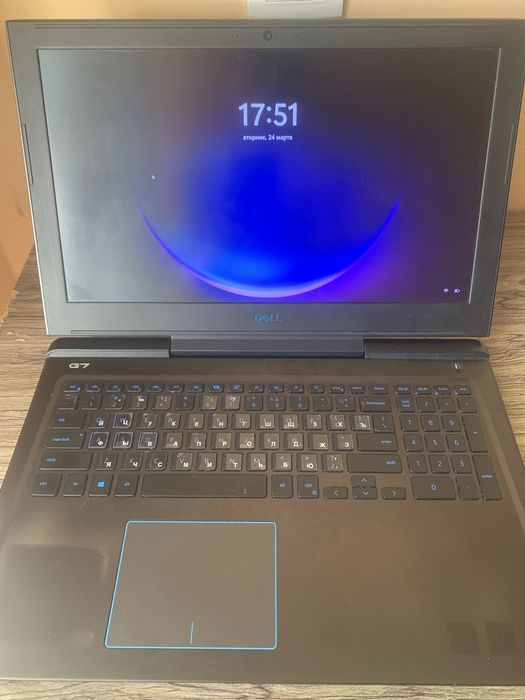 Ноутбук Dell g7 игравой сотилади нарх келишилади