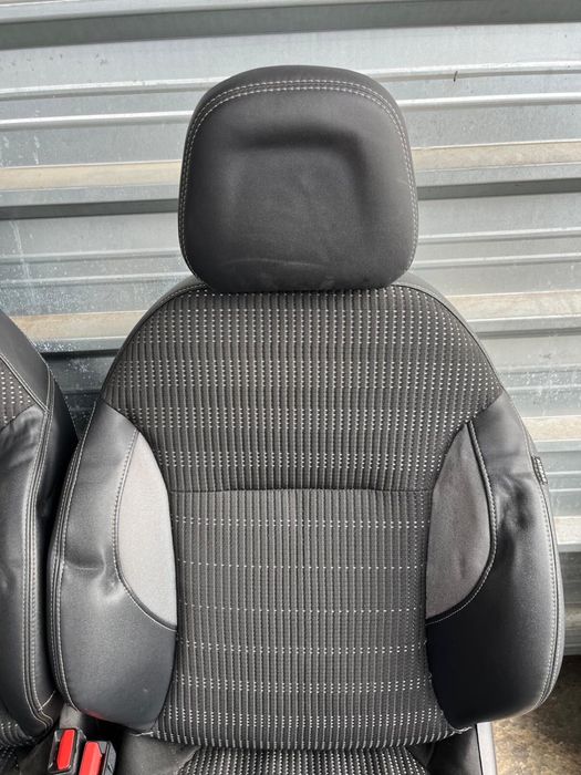 Салон за Пежо Peugeot 2008 кожа и плат ном 800