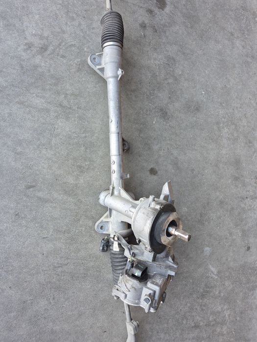 Caseta de directie electrica bmw f45 seria 2 an 2018 cod 11213247