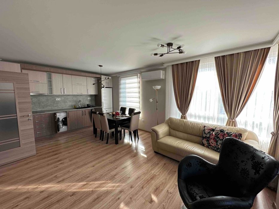 Дава се под наем Двустаен апартамент в Пловдив, Христо Смирненски - 72 кв.м за 484.5 € - Снимка #1