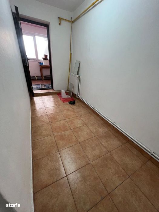 Apartament cu balcon, zona Vama-Prundu