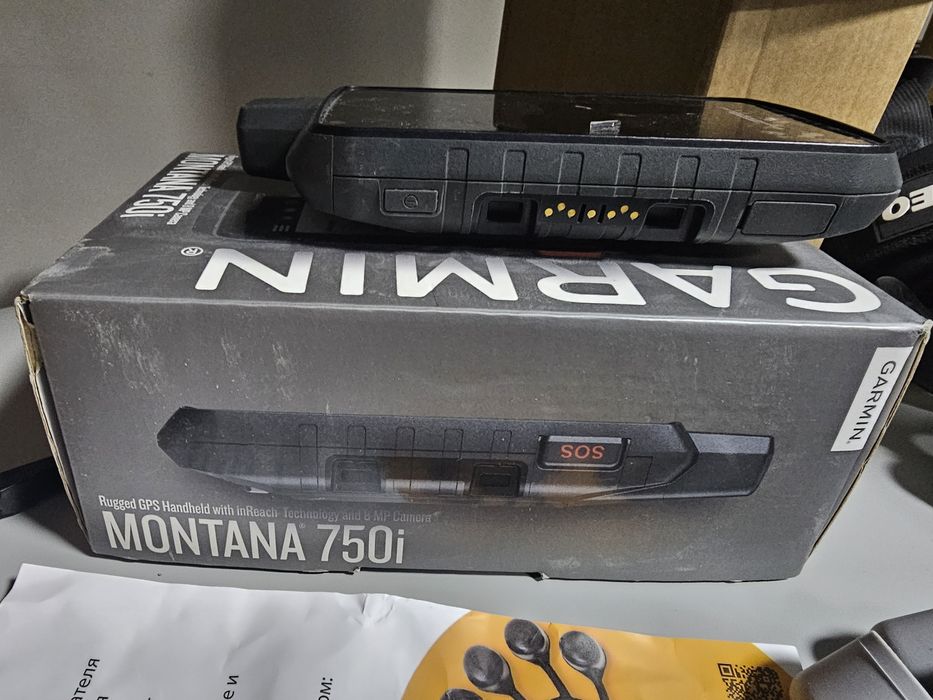 Навигатор Garmin 750i