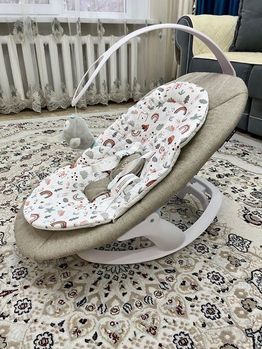 Качалка для малыша, новая