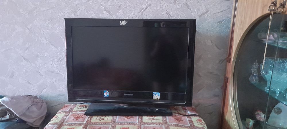 Продам телевизор