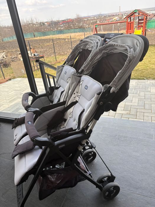 Carucior gemeni de vanzare Chico Ohlala