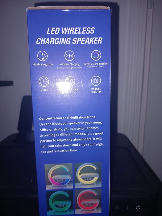 Ceas digital cu radio si incarcator wireless