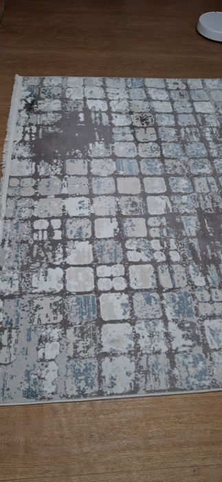 дорожка  5,6м, ковер 2*3 читайте текст