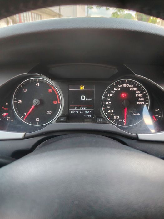 Vând audi A4 2011