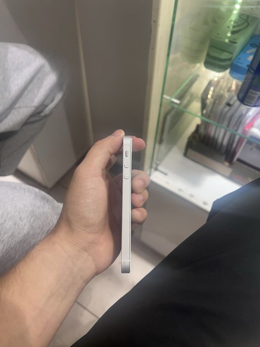 продам iphone 5 s в отличном состоянии